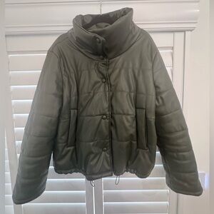 Pomander Place from Tuckernuck - Dark Green Puffer Jacket